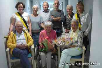 100-jarige Verzetsvrouw Jacqueline Roos uit Ronse gevierd in woonzorgcentrum De Samaritaan
