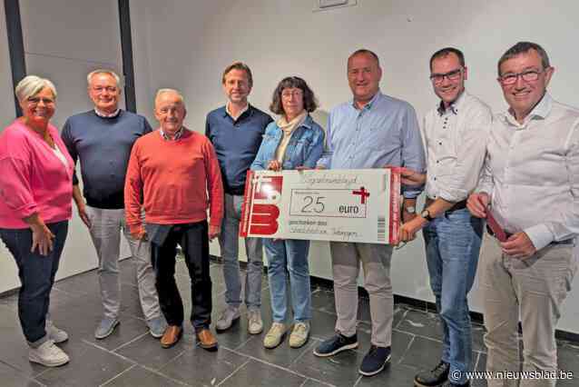 Katrien valt in de prijzen bij Elegantietocht