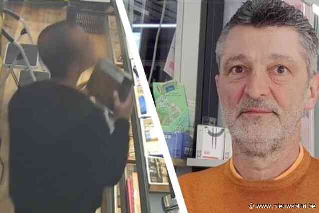 “Dief propte sigarenkistjes in zijn onderbroek”: Alain (57) waarschuwt collega’s nadat bende voor 6.600 euro buit maakt in zijn speciaalzaak