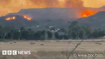 Holidaymaker evacuated as 'scary' Kos wildfires rage