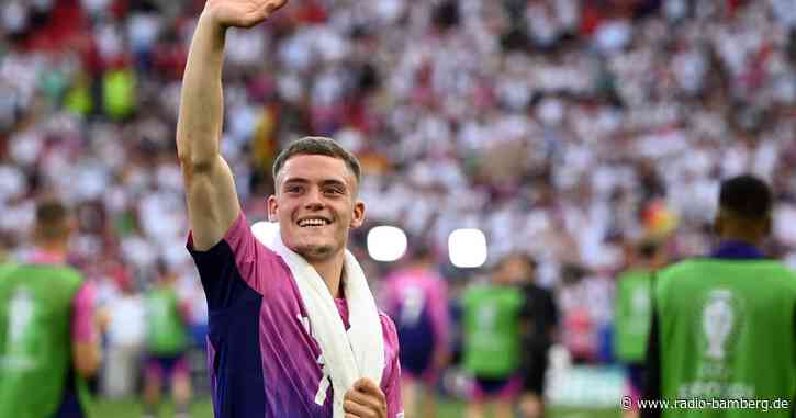 Kartoffeln auf die 1: Auch Wirtz wird zum Ballermann-Star