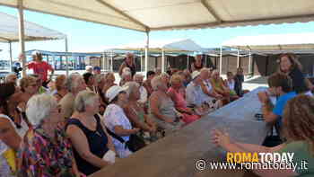 Screening, piscine e più posti per il pranzo di ferragosto. Ecco il piano caldo per gli anziani