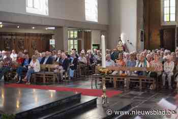 Tweewekelijkse misvieringen op zaterdag worden vervangen door wekelijkse zondagsvieringen of verdwijnen