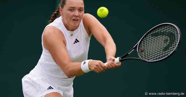 Mit Notizbuch zurück zum Spaß – Niemeier lächelt in London