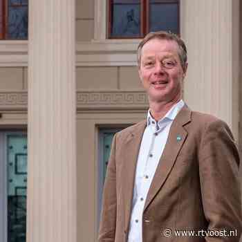 Liever op wereldreis dan in de gemeenteraad: Jan Nabers vertrekt uit raad Zwolle