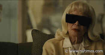 ‘Mother, Couch’ Review: The Family That Stays Together