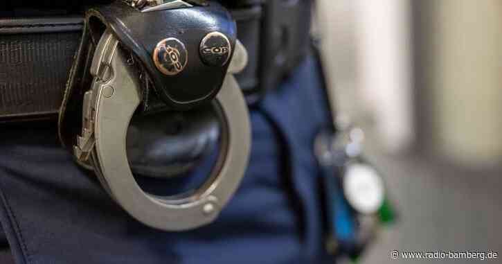 Taxifahrer und Fahrgast mit zehn Kilo Marihuana gestoppt