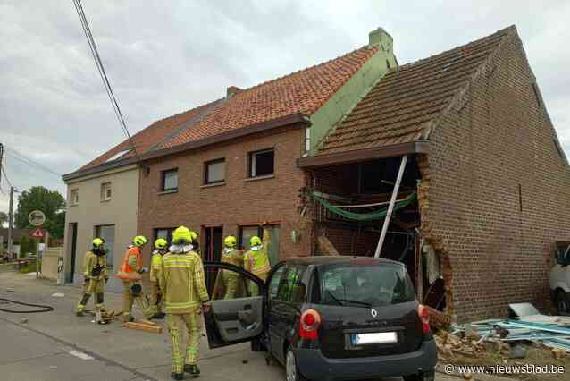 Mélissa (36) reageert nadat auto zich in haar gevel boorde: “Ze gaan het huis stutten, maar met het bouwverlof voor de deur...”