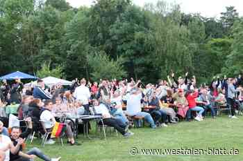 Steinhagen: Beim Public Viewing Parkplätze nutzen