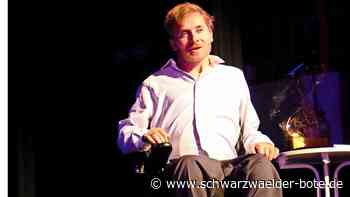 Samuel Koch zu Gast im KoNi: Wetten, dass...? – Mann berührt in Zavelstein