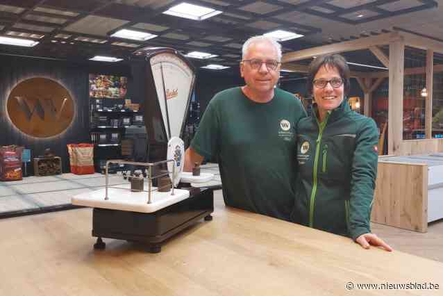 “We proberen uniek te zijn in alles wat we doen”: Evelien (39) en Filiep (60) zetten in vernieuwde zaak uw huisdier op de weegschaal