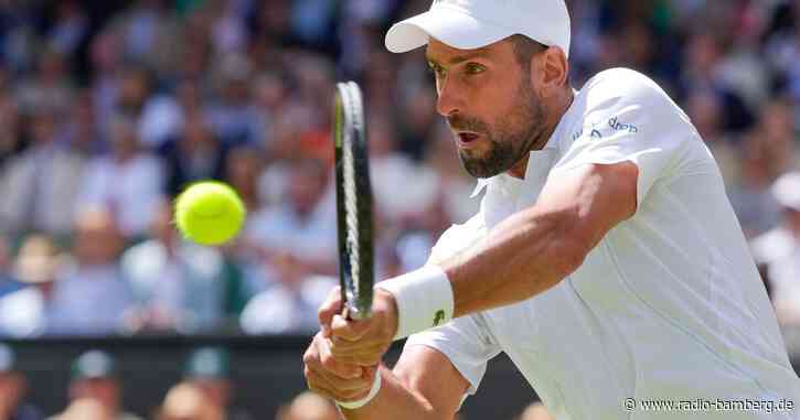 Djokovic mit Mühe in Wimbledon in Runde drei