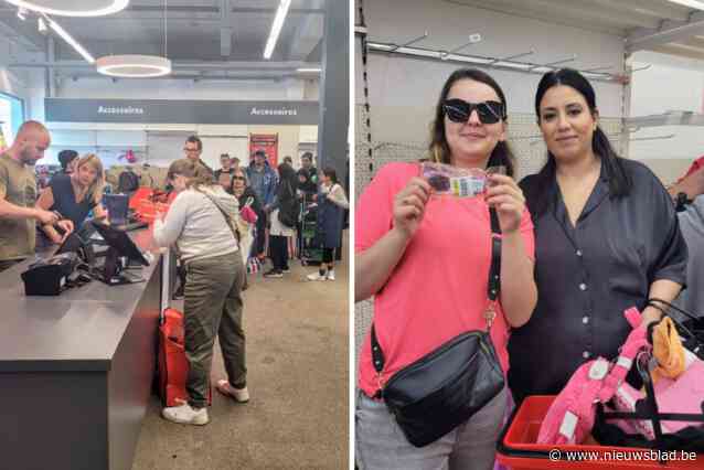 Drummen aan de kassa van Bristol Deurne tijdens leegverkoop: “Jammer maar realiteit:  opnieuw een stukje nostalgie dat verdwijnt”