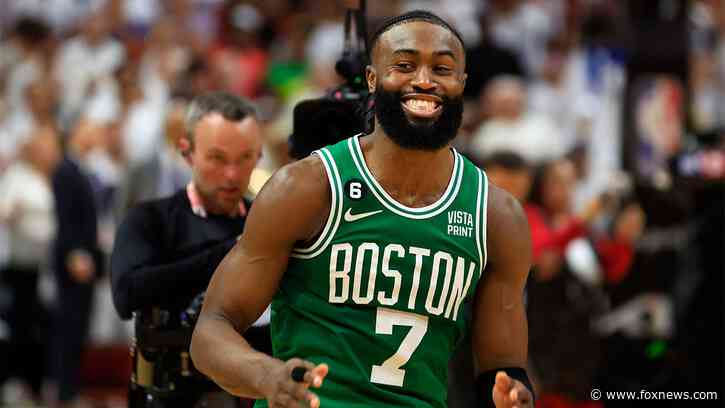 NBA Finals MVP Jaylen Brown rewards fans who recovered custom ring after he lost it at Celtics' victory parade