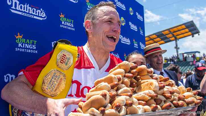 Joey Chestnut gears up for Independence Day hot dog competition faceoff against hungry soldiers