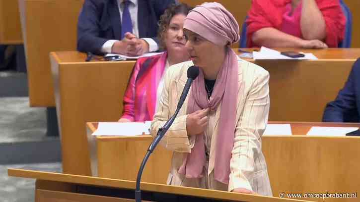 Esmah Lahlah overladen met steun na fel Kamerdebat: 'Mama ben trots op je'