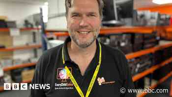 Computer giveaway aims to tackle 'digital divide'