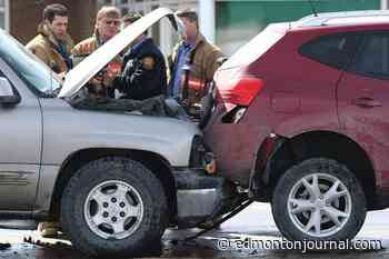 Two auto insurance companies announce plans to leave Alberta