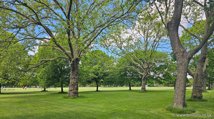 London’s Pocket Parks: West Ham Park, E7