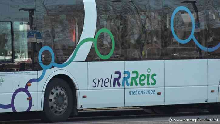 Flevoland - Extra busjes EBS niet genoeg, vervoerder komt met grotere bus