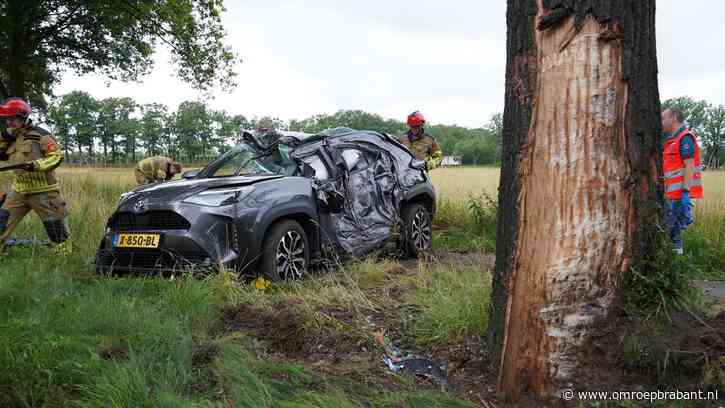 N65 dicht na ongeval met auto en vrachtwagen