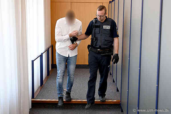 Feuerwehrmann soll zwei Scheunen, Auto und Wohnwagen angezündet und auch gelöscht haben