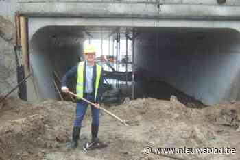 Fietserstunnel onder expresweg krijgt vaste vorm: “Perfect op schema om tegen het einde van het jaar klaar te zijn”