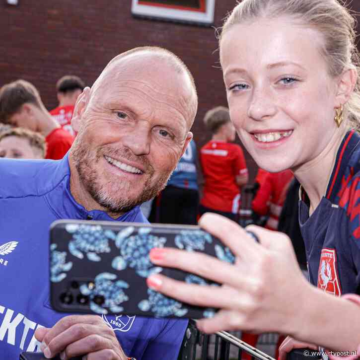 Joseph Oosting stoomt in De Lutte vertrouwd FC Twente klaar voor de Champions League : "We moeten straks écht fit en gretig zijn"