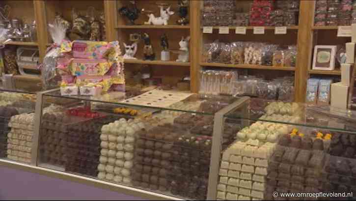 Almere - Hoe lang kun je nog voor 'normale prijs' winkelen in Buiten? Winkeliers optimistisch