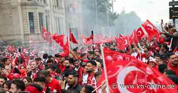 EM-Viertelfinale der Türkei in Berlin: Polizei stellt sich auf Hochrisikospiel ein