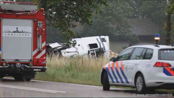 Flevoland - Nieuwsoverzicht 05/07 | Dood 18-jarige Ryan mogelijk eerwraak • 52-jarige vrouw verongelukt op Kuinderweg