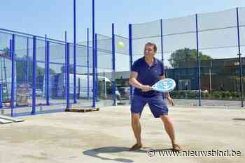 Minister Weyts kent Vlaamse subsidies toe voor realisatie padel- en beachvolleybalterreinen