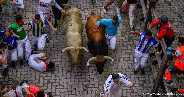 Blutige Stierhatz in Spanien bleibt Touristenmagnet