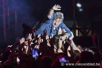 Na Bir Bolg draagt Bart Peeters op handen