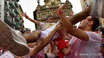 "Mittelalterliche Grausamkeit": Pamplonas Stierhatz-Festival begeistert und empört