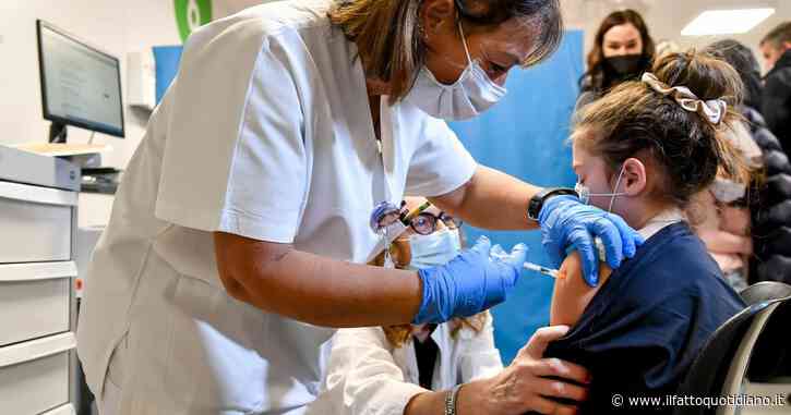Ora la Lega mette nel mirino l’obbligo vaccinale fino a 16 anni (anche per il morbillo). Malumori Fi: “Noi per la scienza”
