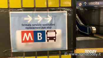 Metro B dimezzata e metro B1 ferma per sette ore. Attivati bus sostitutivi