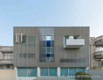 Paakat Residence / Rooydaad Architects