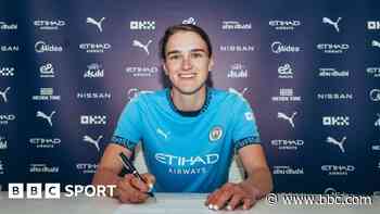 Manchester City sign WSL record goalscorer Miedema