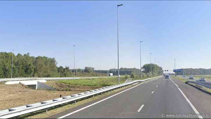 Almere - Lelystedelinge (30) omgekomen bij ongeluk op A6 in Almere