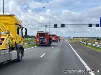 Lelystedelinge (30) omgekomen bij ongeluk op A6, hoofdrijbaan tijdelijk dicht
