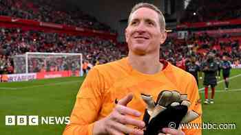 Former goalkeeper to receive honorary doctorate
