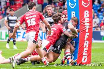 Late Hull FC fightback not enough as Salford Red Devils hold on for narrow win