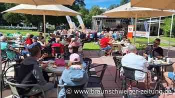 Treffen zum Schlemmen: Bürgerfrühstück im Helmstedter Waldbad