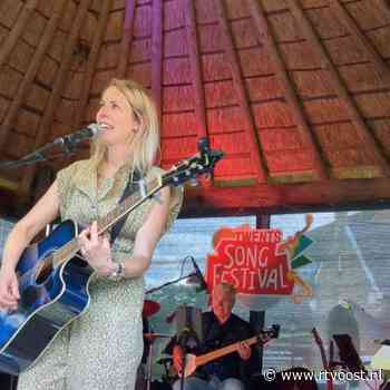 Lotte Aarnink wint Twents Songfestival