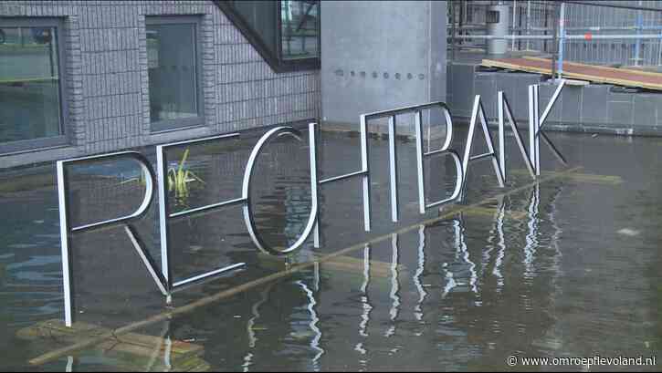 Ens - Man zou soep over vriendin hebben gegooid en kneep haar keel dicht, moet cel in