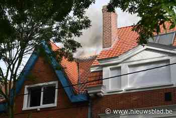 Jong gezin ontsnapt uit brandende woning: “In een reflex ben ik uit het huis gelopen met twee van onze drie kinderen”