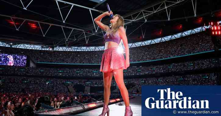 VIP Taylor Swift ticket holders get obstructed view – are pricey packages worth the cash?