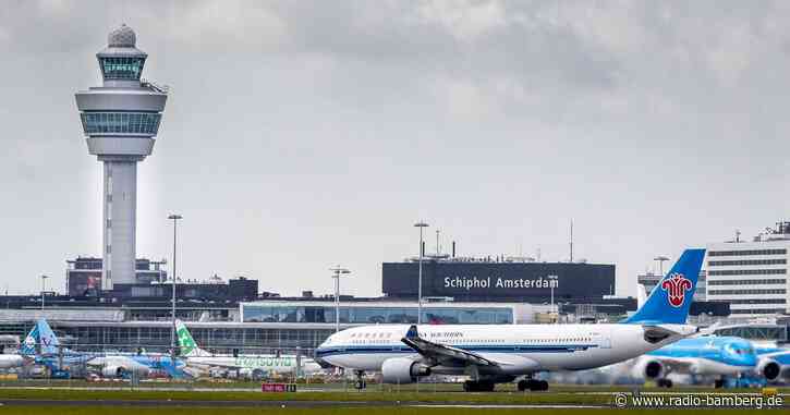 Polizei hindert betrunkenen Steward am Abflug
