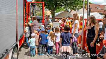Feuerwehrhock Gültlingen: Besucher trotzen dem unsicheren Wetter